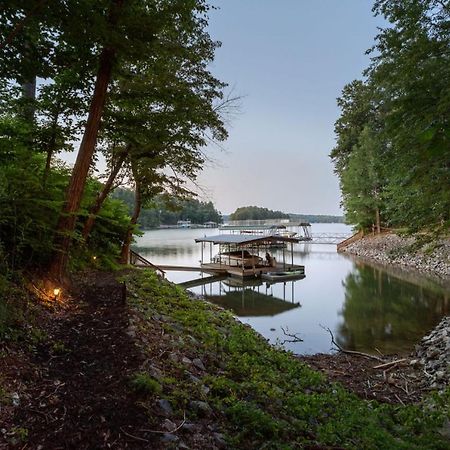Lanier Landing - Private Dock Hot Tub Game Room Gainesville Bagian luar foto