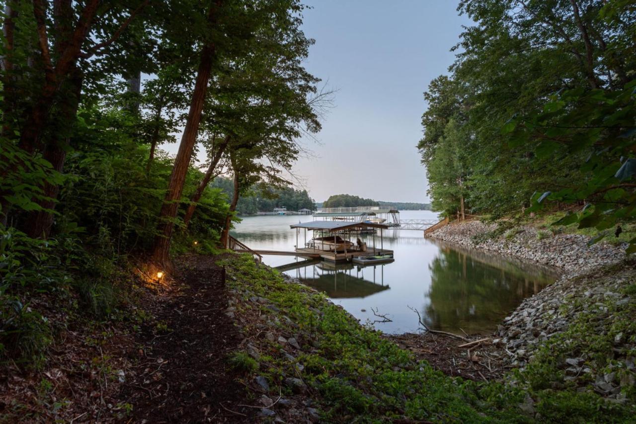 Lanier Landing - Private Dock Hot Tub Game Room Gainesville Bagian luar foto