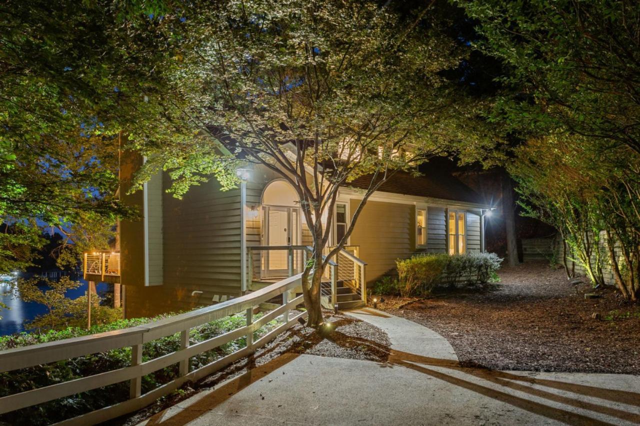 Lanier Landing - Private Dock Hot Tub Game Room Gainesville Bagian luar foto