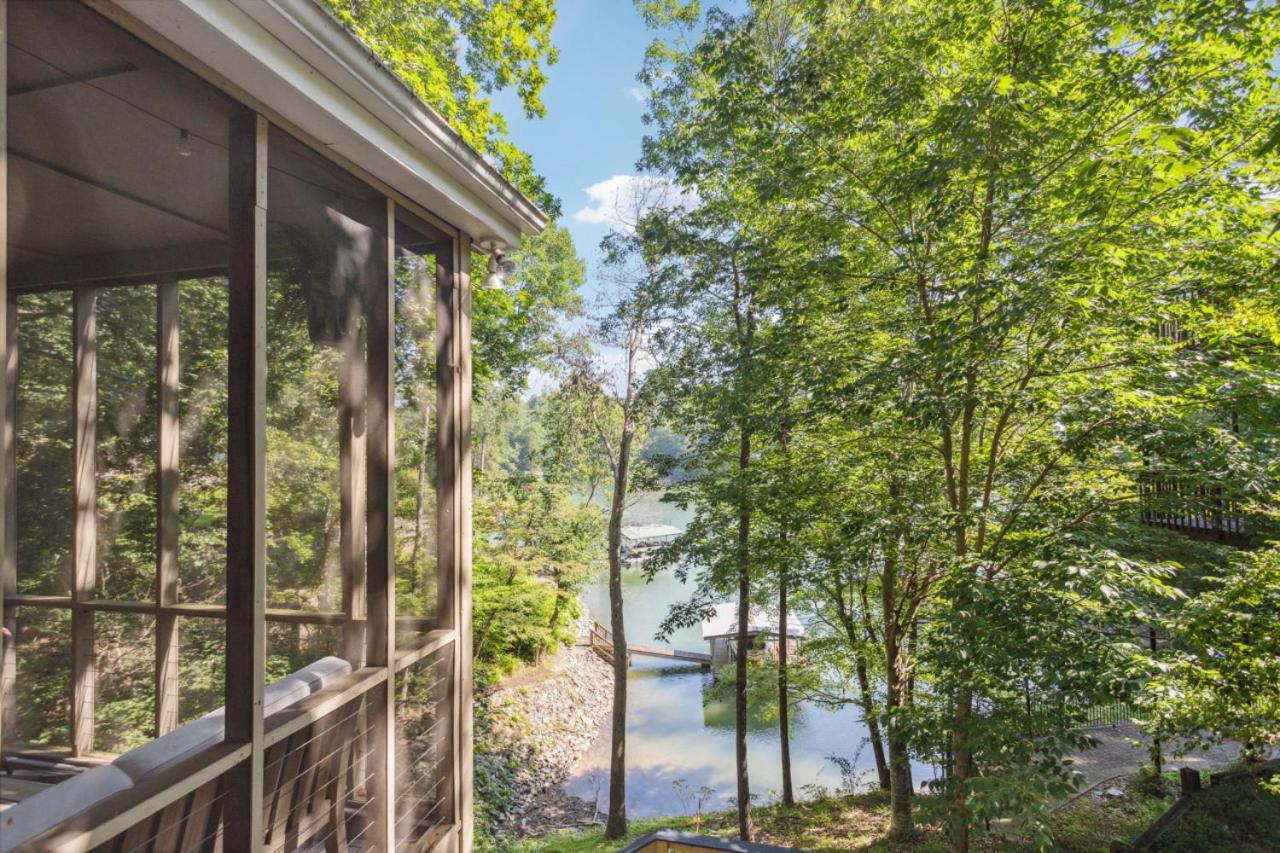 Lanier Landing - Private Dock Hot Tub Game Room Gainesville Bagian luar foto