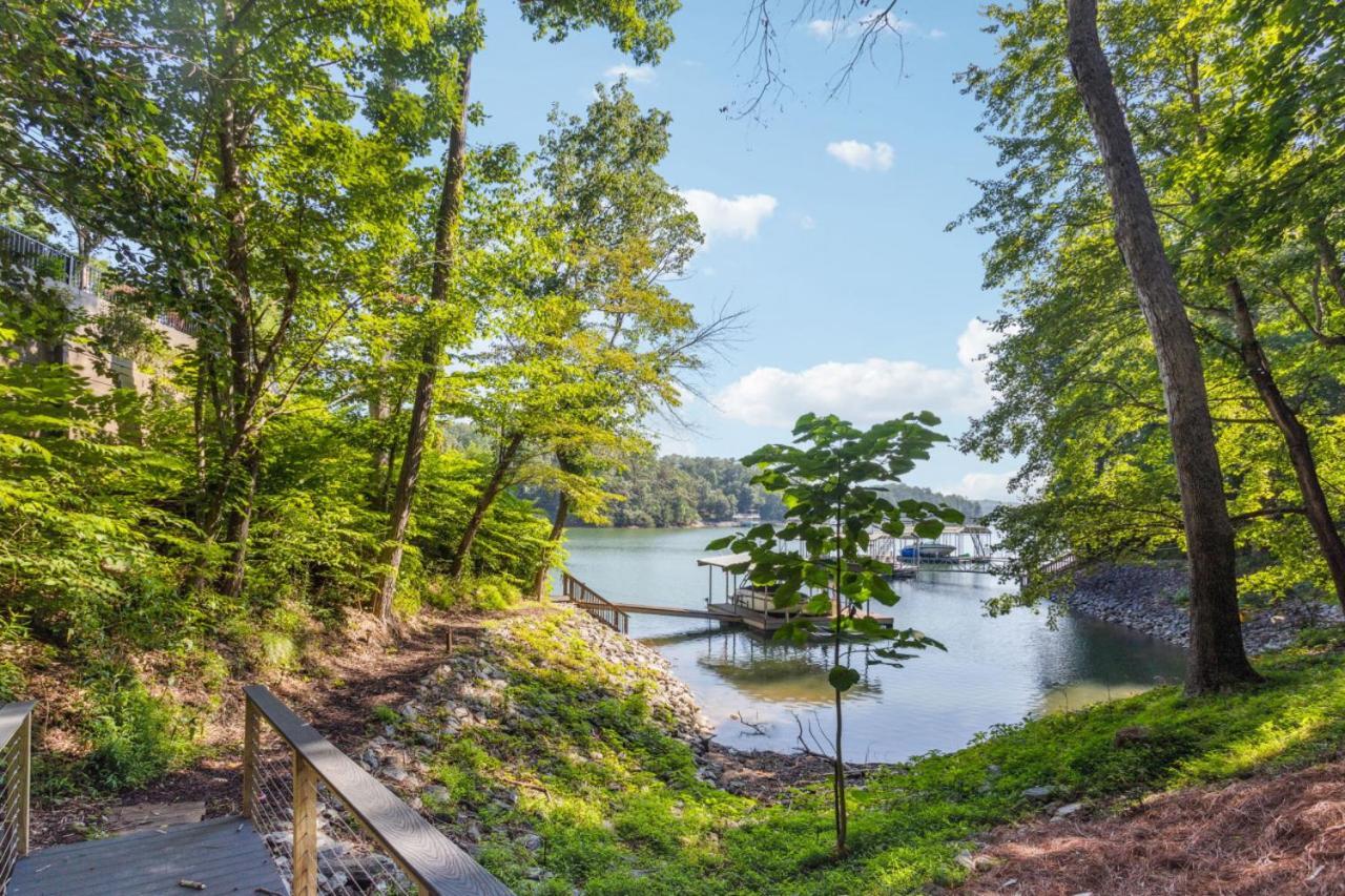 Lanier Landing - Private Dock Hot Tub Game Room Gainesville Bagian luar foto