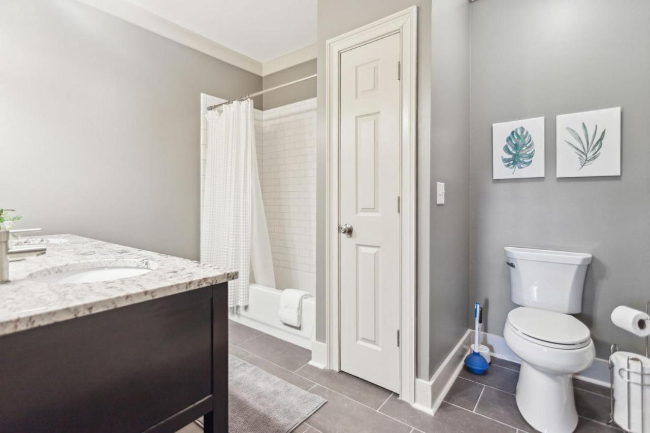 Lanier Landing - Private Dock Hot Tub Game Room Gainesville Bagian luar foto