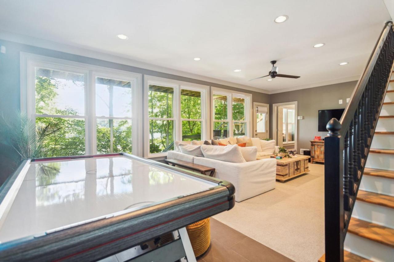 Lanier Landing - Private Dock Hot Tub Game Room Gainesville Bagian luar foto