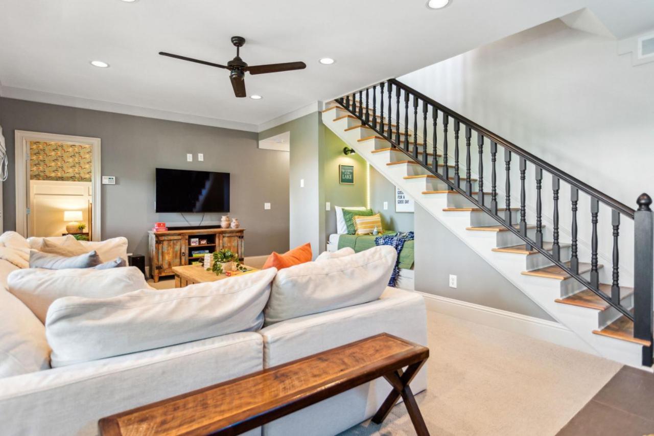 Lanier Landing - Private Dock Hot Tub Game Room Gainesville Bagian luar foto