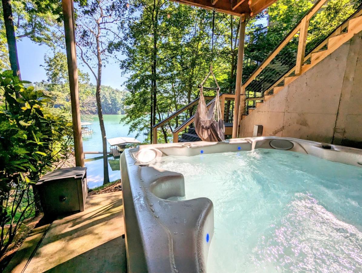 Lanier Landing - Private Dock Hot Tub Game Room Gainesville Bagian luar foto